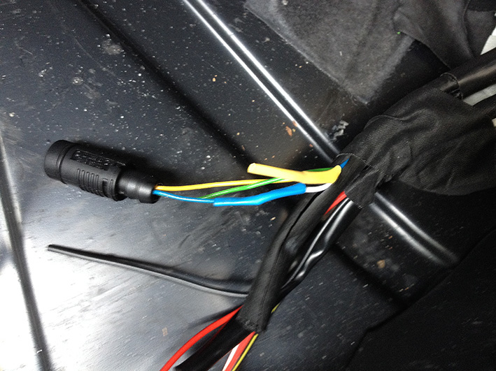 Datei:Kabelsatzsteuerung 1.jpg